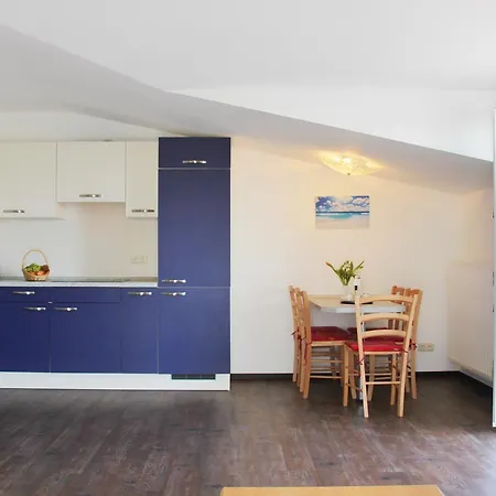 Karina Apartment