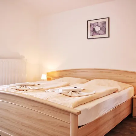 Karina * Goehren (Ruegen)