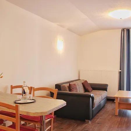 Karina Apartment